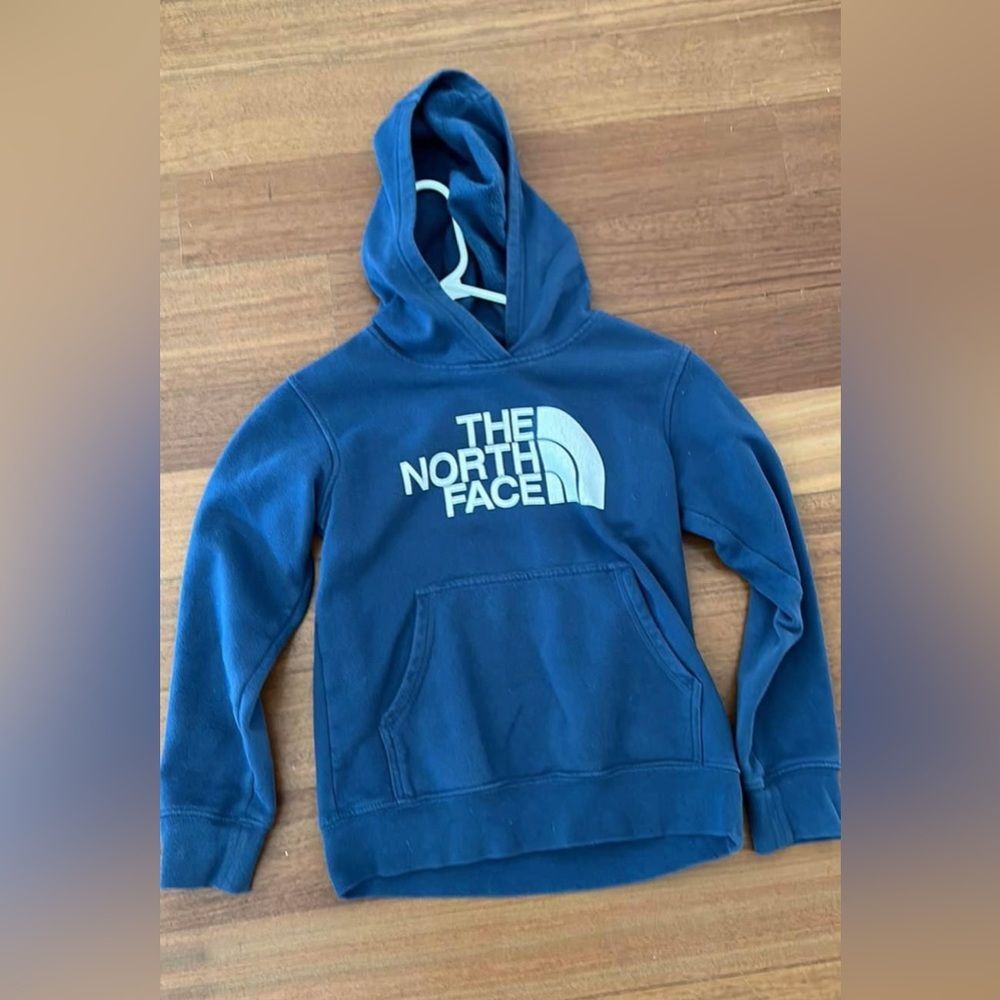 Blue north face sweatshirt sz 7/8
